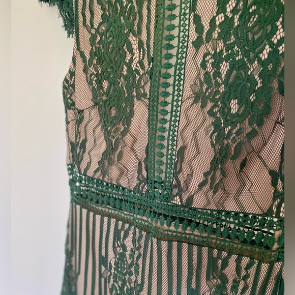 Forever 21 Green Floral Lace Open Back Bodycon Mini Dress - Picture 4 of 9